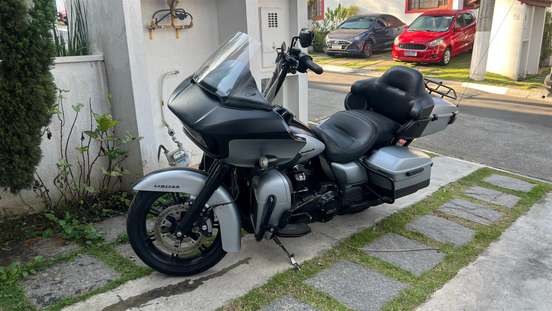 HARLEY-DAVIDSON-ROAD GLIDE LIMITED-2019