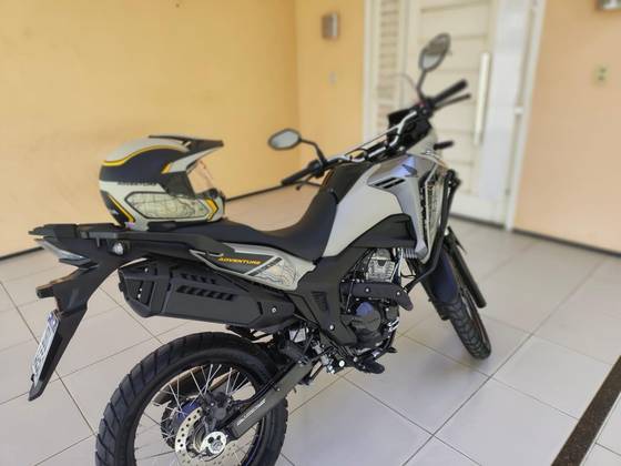 HONDA XRE 300 SAHARA ADVENTURE 
