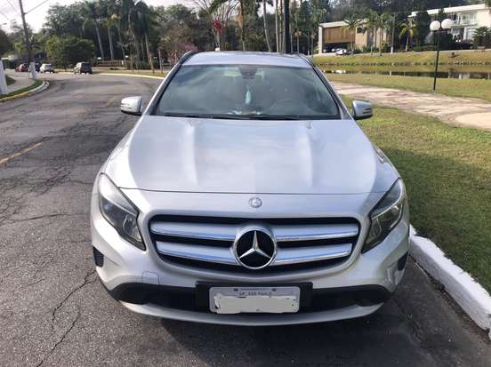 MERCEDES-BENZ-GLA 200-1.6 CGI ADVANCE 16V TURBO FLEX 4P AUTOMÁTICO MERCEDES-BENZ-GLA 200-2015
