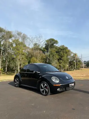 VOLKSWAGEN NEW BEETLE 2.0 MI 8V GASOLINA 2P AUTOMÁTICO