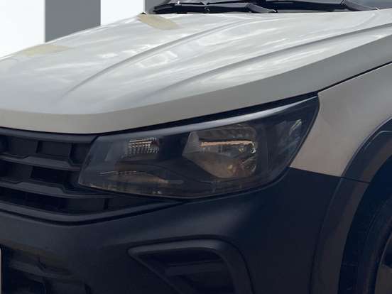 VOLKSWAGEN-SAVEIRO-2023