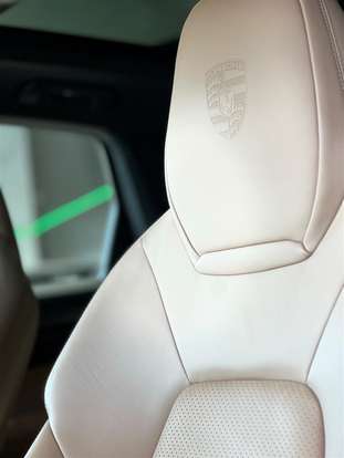 PORSCHE-CAYENNE-2023