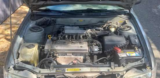 TOYOTA-COROLLA-2000