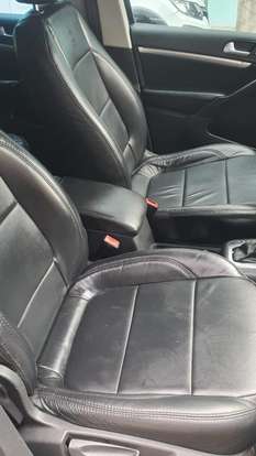 VOLKSWAGEN-TIGUAN-2012