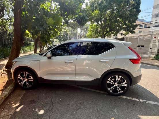 VOLVO-XC40-2.0 T4 GASOLINA INSCRIPTION GEARTRONIC VOLVO-XC40-2020
