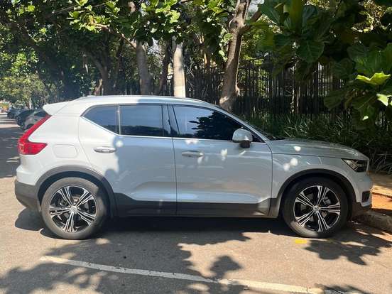 VOLVO-XC40-2.0 T4 GASOLINA INSCRIPTION GEARTRONIC VOLVO-XC40-2020