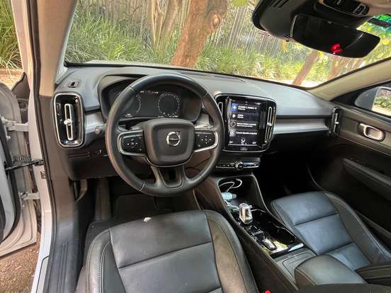 VOLVO-XC40-2.0 T4 GASOLINA INSCRIPTION GEARTRONIC VOLVO-XC40-2020
