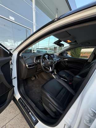 CHEVROLET-TRACKER-2020