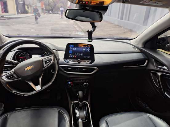 CHEVROLET-TRACKER-2020