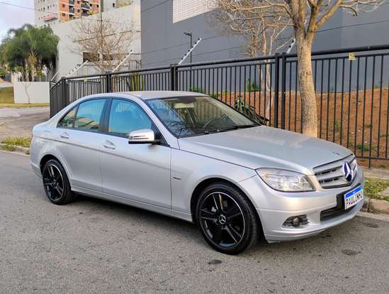 MERCEDES-BENZ-C 180-1.8 CGI CLASSIC 16V TURBO GASOLINA 4P AUTOMÁTICO MERCEDES-BENZ-C 180-2011