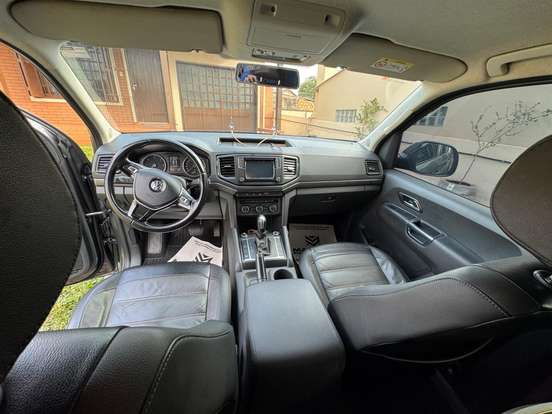 VOLKSWAGEN-AMAROK-2019