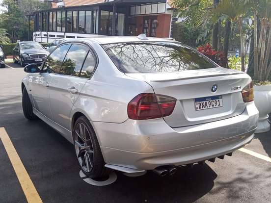 BMW-330i-3.0 SPORT SEDAN 24V GASOLINA 4P AUTOMÁTICO BMW-330i-2005