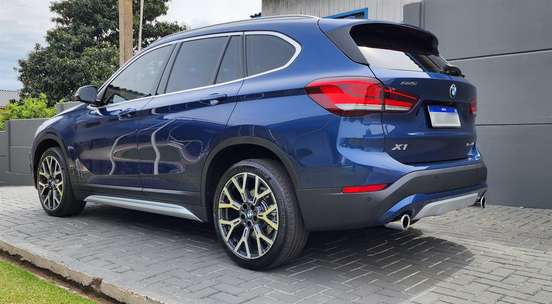 BMW-X1-2022
