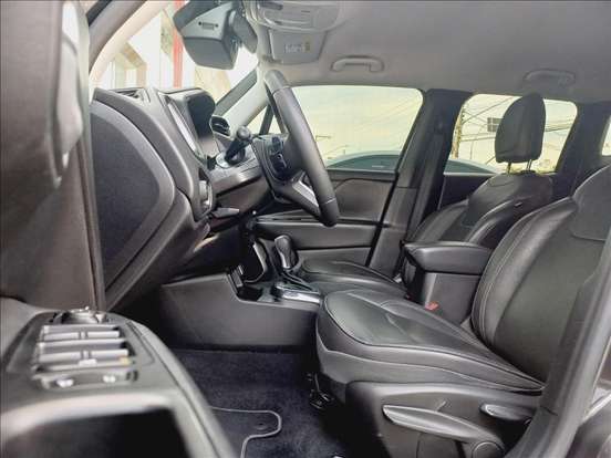 JEEP-RENEGADE-2022