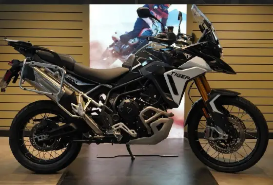 TRIUMPH TIGER 900 RALLY PRO 