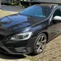 VOLVO V60 2.0 T5 R DESIGN DYNAMIC 16V TURBO GASOLINA 4P AUTOMATIZADO VOLVO V60 2.0 T5 R DESIGN DYNAMIC 16V TURBO GASOLINA 4P AUTOMATIZADO