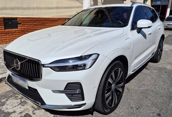 VOLVO XC60 2.0 T8 RECHARGE INSCRIPTION AWD GEARTRONIC