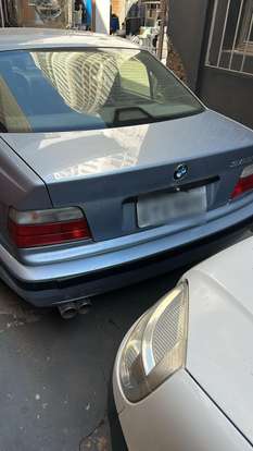 BMW-325i-1995
