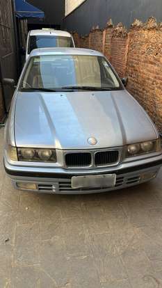 BMW-325i-1995