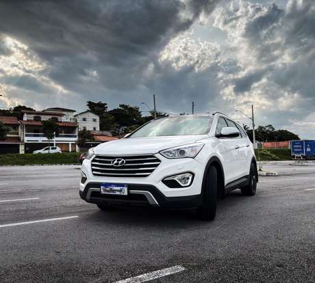 HYUNDAI-GRAND SANTA FÉ-3.3 MPFI V6 4WD GASOLINA 4P AUTOMÁTICO HYUNDAI-GRAND SANTA FÉ-2015