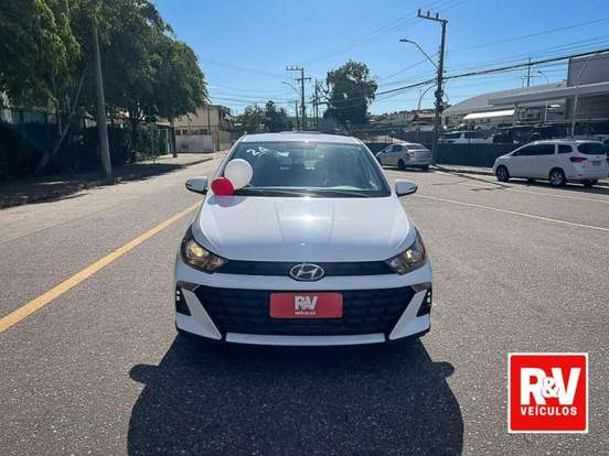 HYUNDAI-HB20-2023