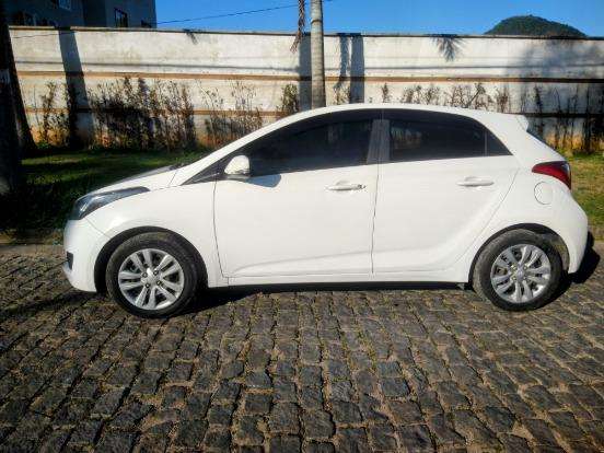 HYUNDAI-HB20-2017