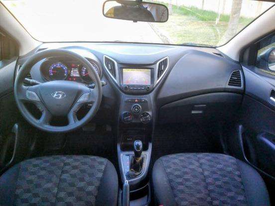 HYUNDAI-HB20-2017