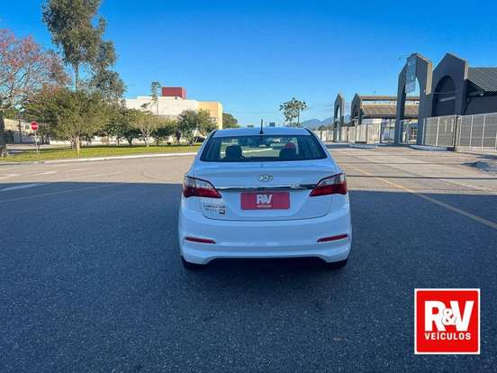 HYUNDAI-HB20S-2019