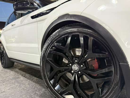 LAND ROVER-RANGE ROVER EVOQUE-2.0 HSE DYNAMIC 4WD 16V GASOLINA 4P AUTOMÁTICO LAND ROVER-RANGE ROVER EVOQUE-2015
