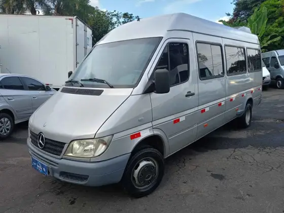 MERCEDES-BENZ SPRINTER 2.2 4025 VAN LUXO 413 RODADO DUPLO 19+1 LUGARES DIESEL 3P MANUAL