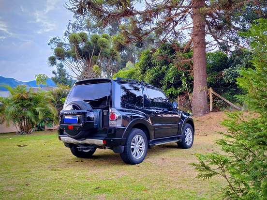 MITSUBISHI-PAJERO FULL-2013