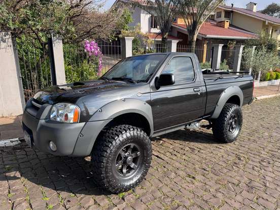NISSAN-FRONTIER-2.8 XE 4X2 CS TURBO ELETRONIC DIESEL 2P MANUAL NISSAN-FRONTIER-2005
