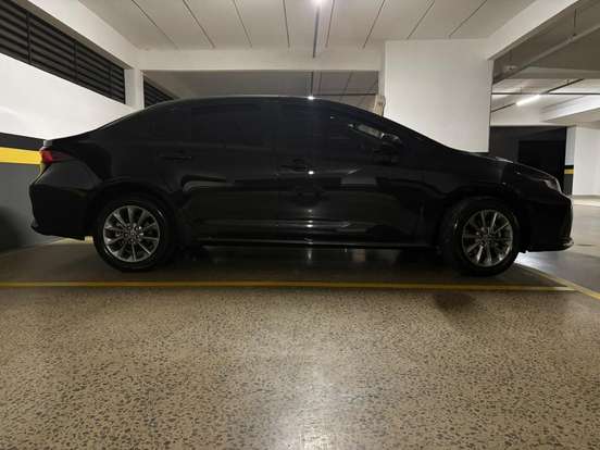 TOYOTA-COROLLA-2025