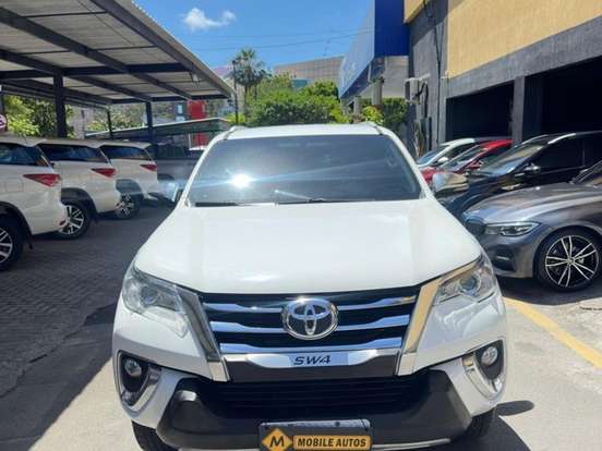 TOYOTA-HILUX SW4-2018