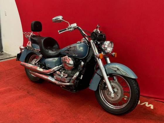 HONDA SHADOW 750 