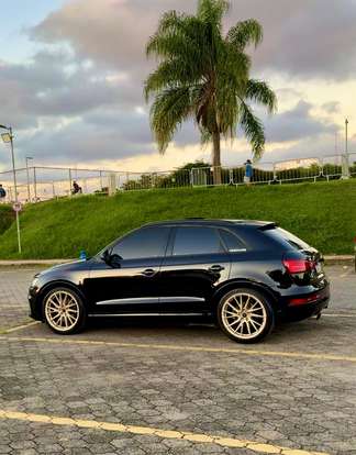 AUDI-Q3-2015