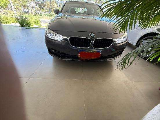 BMW-320i-2018