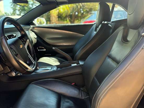 CHEVROLET-CAMARO-6.2 V8 GASOLINA SS CONVERSÍVEL AUTOMÁTICO CHEVROLET-CAMARO-2015
