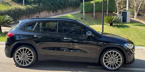 MERCEDES-BENZ-GLA 35 AMG-2022