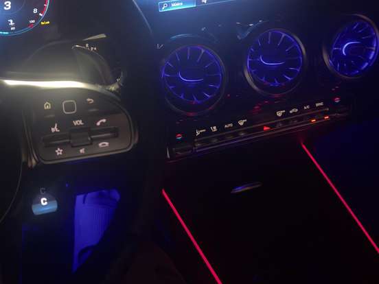 MERCEDES-BENZ-GLA 35 AMG-2.0 CGI GASOLINA 4MATIC SPEEDSHIFT MERCEDES-BENZ-GLA 35 AMG-2022