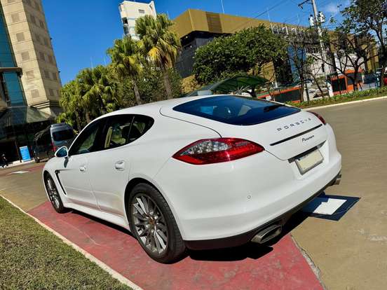PORSCHE-PANAMERA-3.6 V6 24V GASOLINA 4P AUTOMÁTICO PORSCHE-PANAMERA-2011