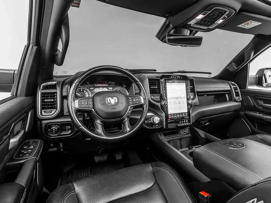 RAM-1500-5.7 V8 GASOLINA REBEL CD 4X4 AUTOMÁTICO RAM-1500-2022