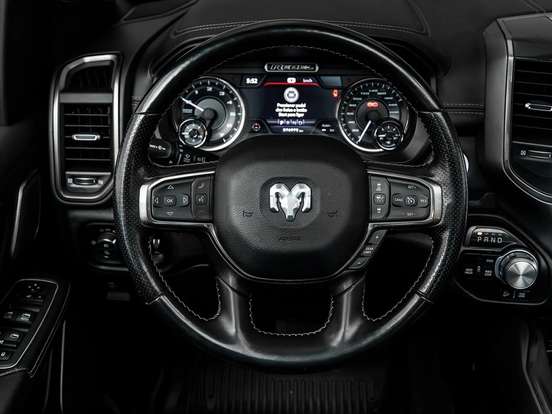 RAM-1500-5.7 V8 GASOLINA REBEL CD 4X4 AUTOMÁTICO RAM-1500-2022