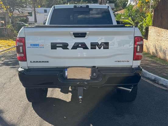 RAM-2500-6.7 I6 TURBO DIESEL LARAMIE CD 4X4 AUTOMÁTICO RAM-2500-2020