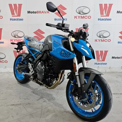 SUZUKI GSX-8S 