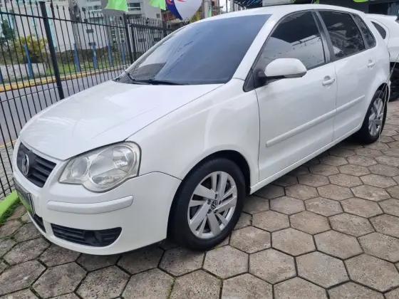 VOLKSWAGEN POLO 1.6 MI 8V FLEX 4P MANUAL VOLKSWAGEN POLO 1.6 MI 8V FLEX 4P MANUAL