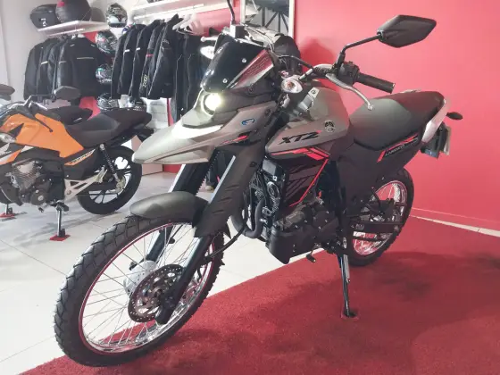 YAMAHA XTZ 250 LANDER CONNECTED 