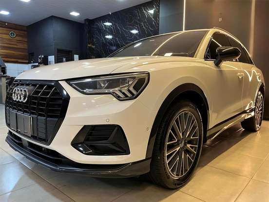 AUDI-Q3-2020
