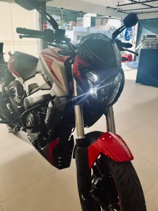 BAJAJ-DOMINAR 250-2024
