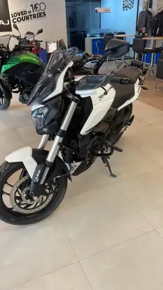 BAJAJ-DOMINAR 400-2025